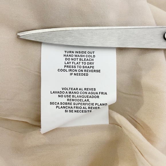 ❌SOLD❌Coco + Jaimeson | Womens Plaid Puff Sleeve Smock Tunic Top | Size: XL - Picture 9 of 10